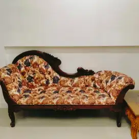 Kursi Cleopatra Bekas