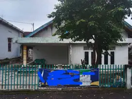 DIJUAL RUMAH TENGAH KOTA KOMPLEK YKP 1 PAKJO PALEMBANG