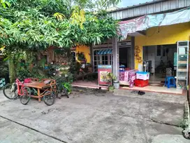 Rumah+ruang usaha lokasi Kadipiro belakang ITS PKU Muhammadiyah Solo