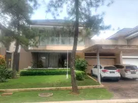 Rumah di Kota Baru Parahyangan Bandung, Mewah Modern Siap Huni