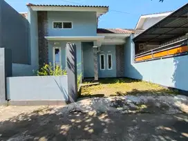 Rumah siap huni strategis dekat kampus unisa dan jl godean km. 7