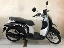 Scoopy violet putih Th.2011 mulus!!