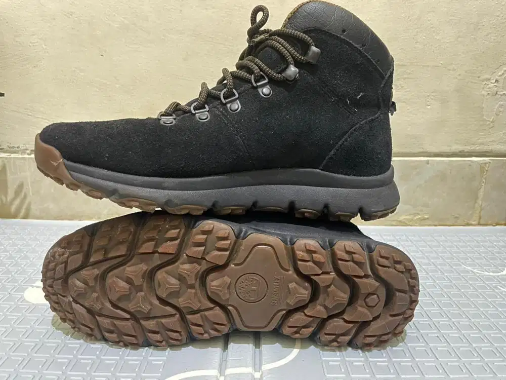 Sepatu Timberland Suede