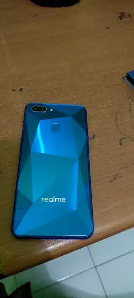 Realme 2 ram 3/32 garansi resmi