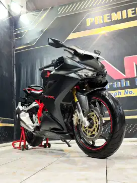 Cbr250rr  black matte km.18rb super 2019 gass. Anugerah motor rungkut