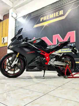 Cbr250rr  black matte km.18rb super 2019 gass. Anugerah motor rungkut