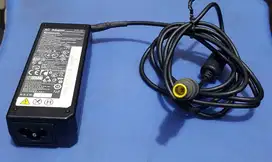 Charger Laptop Laptop,Original,Output 19-20Volt,murah,NET