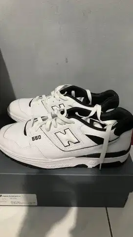 New balance 550 white and black