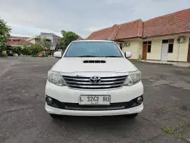DP 30 JT TOYOTA FORTUNER 2.5 G VNT ( SOLAR ) MATIC / AT 2013