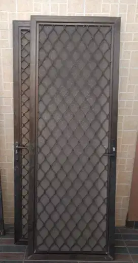 Pintu Aluminium Kawat Nyamuk