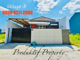 Rumah Cantik Nyaman ASRI Semi Furnished Dekat Luwes Tosuro