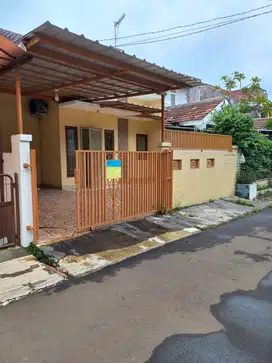 Rumah siap huni 3 kamar sertifikat griya loka depan BSD