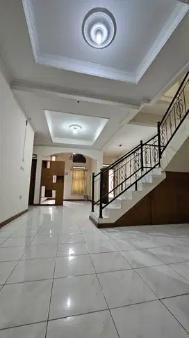 Rumah Siap Huni di Komplek Panorama Alam Parahyangan Sindanglaya