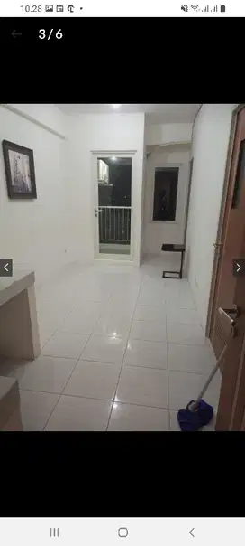 Disewakan murahhh apartemen Puncak CBD lantai50  kosongan