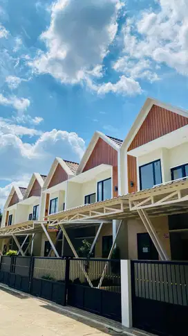 Rumah Mewah SIAP HUNI dengan Tanah Luas di Jatiasih Bekasi
