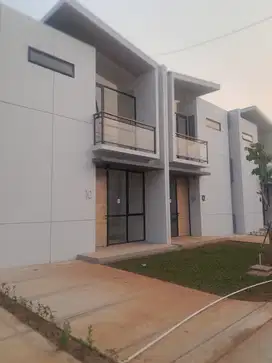 Rumah baru 2 lantai ready siap huni dekat exit tol lippo cikarang