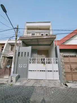 Dijual rumah siap huni di Lebak Rejo