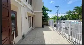 Dijual rumah lantai 2 lokasi sunset road
