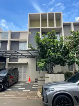 Rumah Siap Huni Dikawasan Premiumnya Summarecon  Serpong