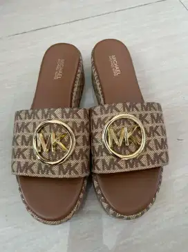 Mk prelove , size 37
