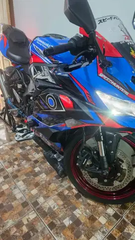 Ninja ZX 25R Tahun 2023