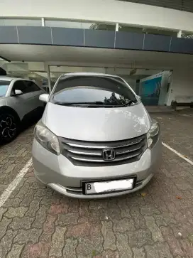 Honda Freed Abu Mulus Super LOW KM