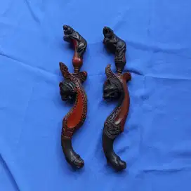 Sepasang pusaka kujang