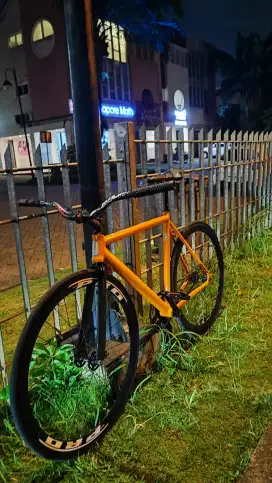 FULLBIKE TSUNAMI SNM 100 CARBON FORK