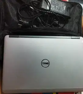 Dijual murah Laptop Dell latitude E7240