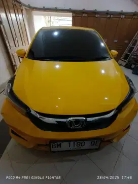 Honda brio satya