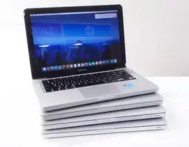MACBOOK PRO intel core i5 ram 8gb  cuma 2jutaan