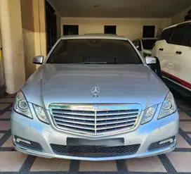Mercedes-Benz E300 2010 Bensin