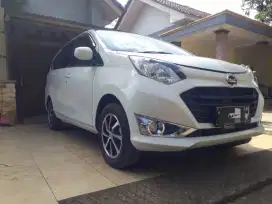 Daihatsu Sigra MT 1.0  Putih tahun 2016.