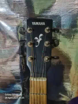 Jual cepat gitar yamaha F310 kondisi apa adanya