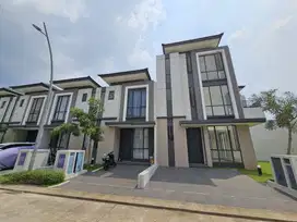Disewakan Rumah Jakarta Garden City Asya Cluster Sentarum 11, Jakarta