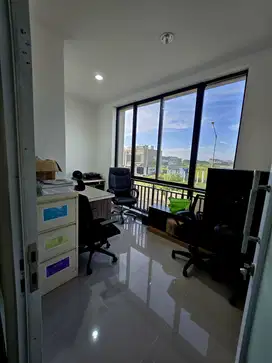 Ruko PIK 2 Milenial 4,5x12 Sudah Renov dan Furnished Untuk Office