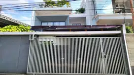 Rumah Mangga Besar, Taman Sari Dijual. Strategis, UNIT Terawat. NEGO