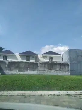 Tanah kavling komersial disewakan lokasi strategis