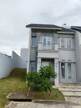 RUMAH CLUSTER - VIEW GUNUNG, NYAMAN, GREEN MOUNTAIN SENTUL CITY