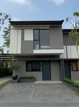 Rumah baru 2 lantai 3 kamar dekat exit tol lippo cikarang