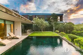 FREEHOLD A SINGLE LEVEL 3 BEDROOM VILLA IN BALANGAN