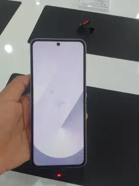 SAMSUNG GALAXY Z Flip6
