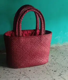 Tas Anyaman Cantik