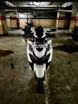 Honda Vario 160 abs putih