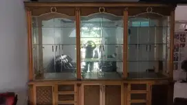 Buffet Lemari Rak Pajangan Besar