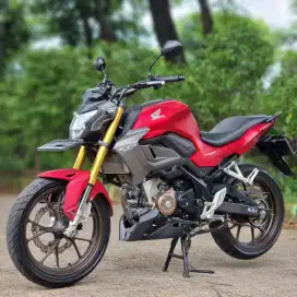 HONDA CB150R MERAH 2021 KM 17K SIAP PAKE KERJA