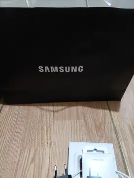 Samsung A56 8/256 bonus charger ori