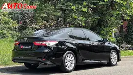 Toyota All New Camry 2.5 V NIK 2019 Black On Beige Sunroof Seperti Bar