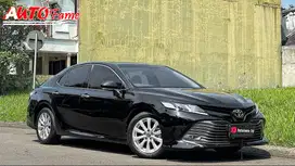 Toyota All New Camry 2.5 V NIK 2019 Black On Beige Sunroof Seperti Bar