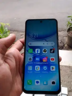 Infinix smart 9 hd 4+4/64